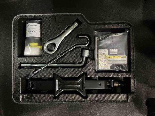 トールカスタムＧ（車内　消臭・抗菌　処理済）　衝突被害軽減システム　４ＷＤ　両側パワースライドドア　アダプティブクルーズコントロール　ナビ　パノラマモニター　アルミホイール　キーフリーシステム（新潟県）の中古車