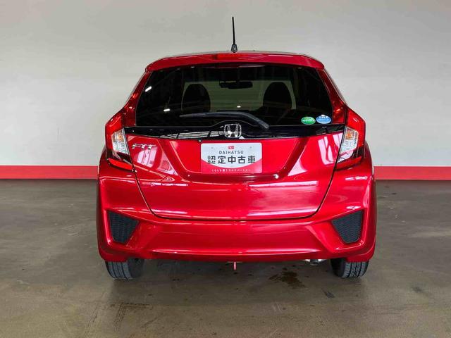 フィット１３Ｇ・Ｆパッケージ　コンフォートエディション（車内　消臭・抗菌　処理済）　ナビ　バックカメラ　スマートキー（新潟県）の中古車