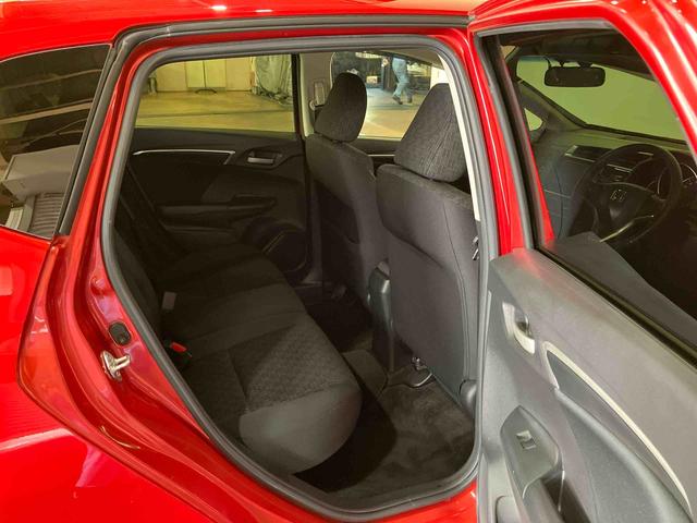 フィット１３Ｇ・Ｆパッケージ　コンフォートエディション（車内　消臭・抗菌　処理済）　ナビ　バックカメラ　スマートキー（新潟県）の中古車