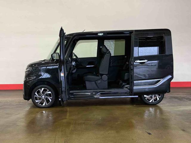 タントカスタムＸスタイルセレクション（車内　消臭・抗菌　処理済）　衝突被害軽減システム　４ＷＤ　両側パワースライドドア　ナビ　バックカメラ　アルミホイール　キーフリーシステム（新潟県）の中古車