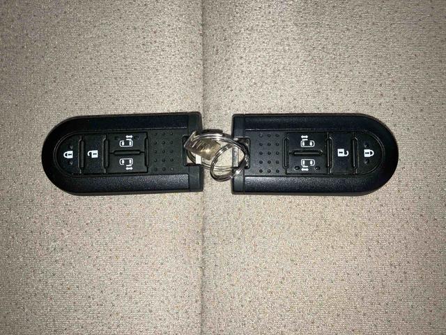 ムーヴキャンバスＧメイクアップリミテッド　ＳＡIII（車内　消臭・抗菌　処理済）　衝突被害軽減システム　４ＷＤ　両側パワースライドドア　ナビ　パノラマモニター　キーフリーシステム（新潟県）の中古車