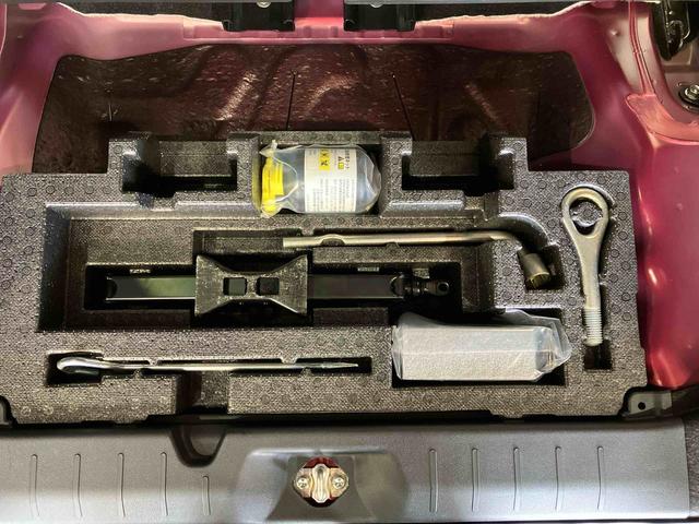 タントカスタムＸ（車内　消臭・抗菌　処理済）　衝突被害軽減システム　４ＷＤ　両側パワースライドドア　ナビ　バックカメラ　アルミホイール　キーフリーシステム（新潟県）の中古車