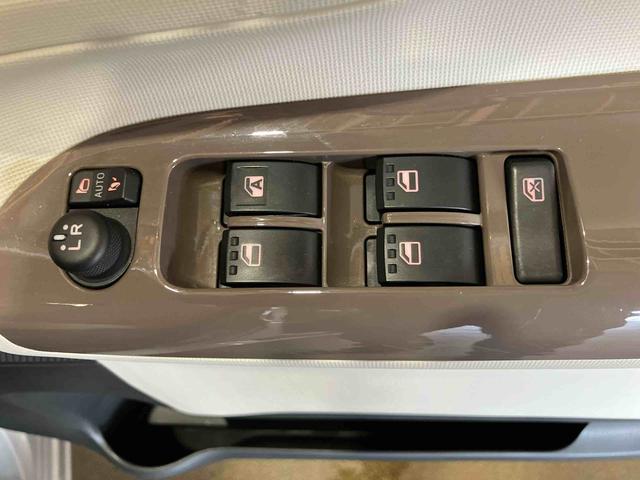 ムーヴキャンバスＧメイクアップリミテッド　ＳＡIII（車内　消臭・抗菌　処理済）　衝突被害軽減システム　両側パワースライドドア　ナビ　パノラマモニター　アルミホイール　キーフリーシステム（新潟県）の中古車