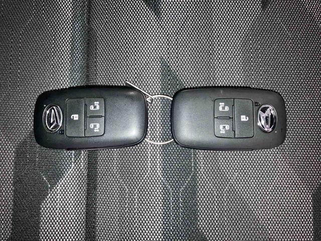 タントファンクロス（車内　消臭・抗菌　処理済）　衝突被害軽減システム　４ＷＤ　両側パワースライドドア　バックカメラ　アルミホイール　キーフリーシステム（新潟県）の中古車