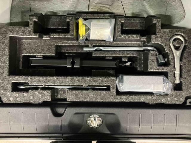 タントカスタムＲＳセレクション（車内　消臭・抗菌　処理済）　衝突被害軽減システム　４ＷＤ　両側パワースライドドア　アダプティブクルーズコントロール　ナビ　パノラマモニター　アルミホイール　キーフリーシステム（新潟県）の中古車