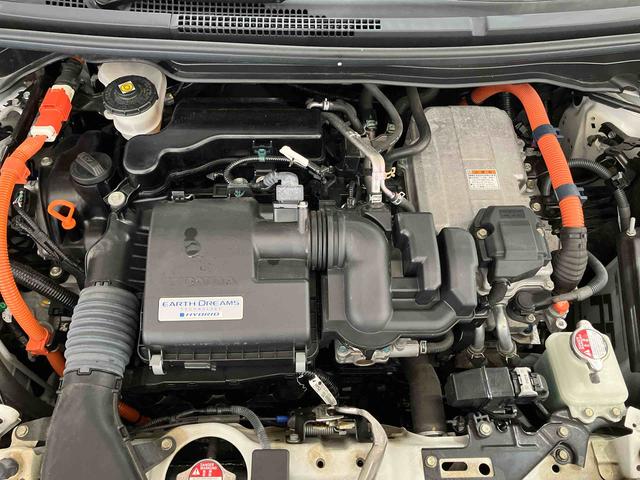 フィットｅ：ＨＥＶホーム（車内　消臭・抗菌　処理済）　衝突被害軽減システム　アダプティブクルーズコントロール　ナビ　バックカメラ　スマートキー（新潟県）の中古車