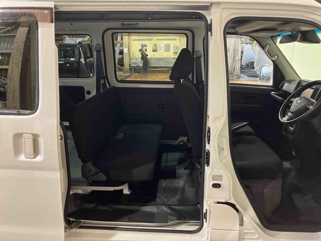 ハイゼットカーゴクルーズターボＳＡIII（車内　消臭・抗菌　処理済）　衝突被害軽減システム　４ＷＤ　両側スライドドア　ナビ　キーレスエントリー（新潟県）の中古車