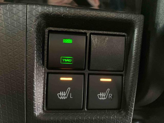 タントカスタムX(車内 消臭・抗菌 処理済) 衝突被害軽減システム 4WD 両側パワースライドドア ナビ パノラマモニター アルミホイール キーフリーシステム(新潟県)の中古車