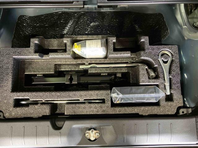 タントカスタムX(車内 消臭・抗菌 処理済) 衝突被害軽減システム 4WD 両側パワースライドドア ナビ パノラマモニター アルミホイール キーフリーシステム(新潟県)の中古車