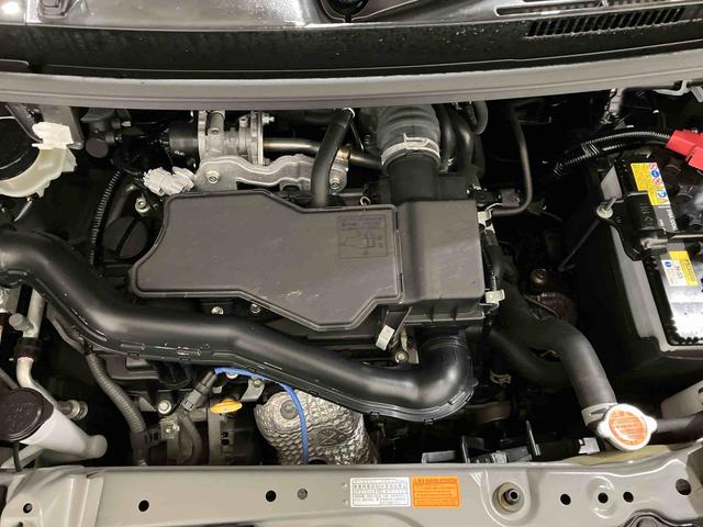 トールカスタムＧ（車内　消臭・抗菌　処理済）　衝突被害軽減システム　４ＷＤ　両側パワースライドドア　ナビ　パノラマモニター　アルミホイール　キーフリーシステム（新潟県）の中古車