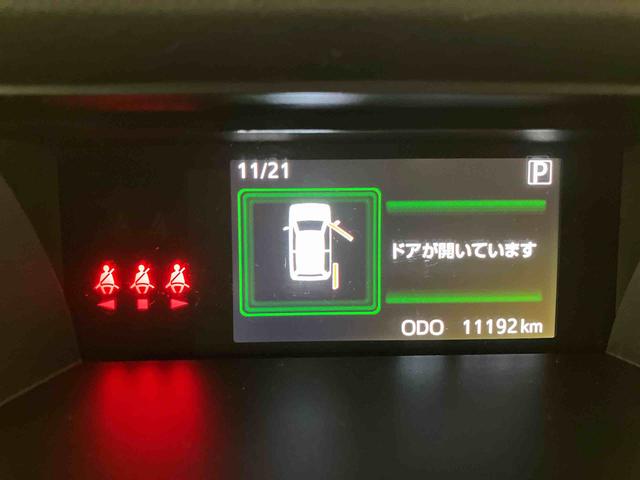 トールカスタムＧ（車内　消臭・抗菌　処理済）　衝突被害軽減システム　４ＷＤ　両側パワースライドドア　ナビ　パノラマモニター　アルミホイール　キーフリーシステム（新潟県）の中古車