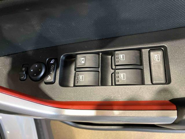 ロッキーＸ（車内　消臭・抗菌　処理済）　衝突被害軽減システム　４ＷＤ　ナビ　パノラマモニター　アルミホイール　キーフリーシステム（新潟県）の中古車