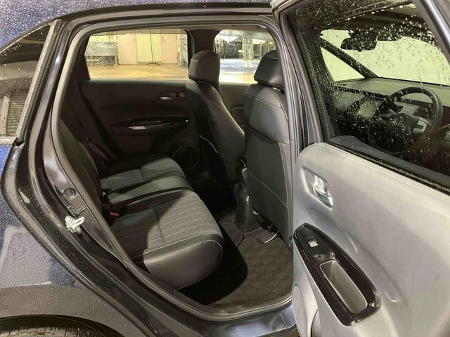 フィットホーム(車内 消臭・抗菌 処理済) 衝突被害軽減システム 4WD ナビ バックカメラ スマートキー(新潟県)の中古車