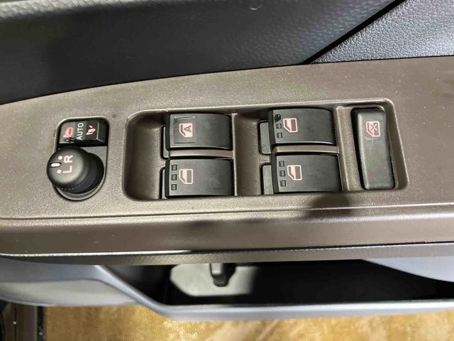 トールＧ（車内　消臭・抗菌　処理済）　衝突被害軽減システム　４ＷＤ　両側パワースライドドア　バックカメラ　キーフリーシステム（新潟県）の中古車