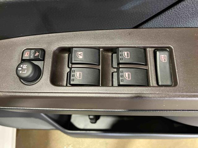 トールＸ　ＳＡIII（車内　消臭・抗菌　処理済）　衝突被害軽減システム　片側パワースライドドア　ナビ　バックカメラ　アルミホイール　キーフリーシステム（新潟県）の中古車