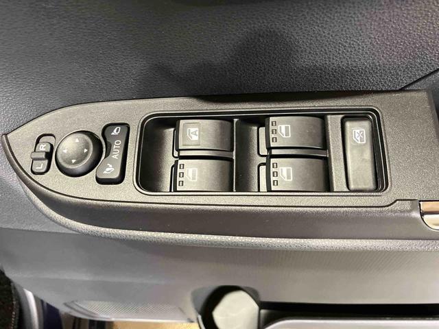 タントカスタムＸ（車内　消臭・抗菌　処理済）　衝突被害軽減システム　４ＷＤ　両側パワースライドドア　パノラマモニター　アルミホイール　キーフリーシステム（新潟県）の中古車