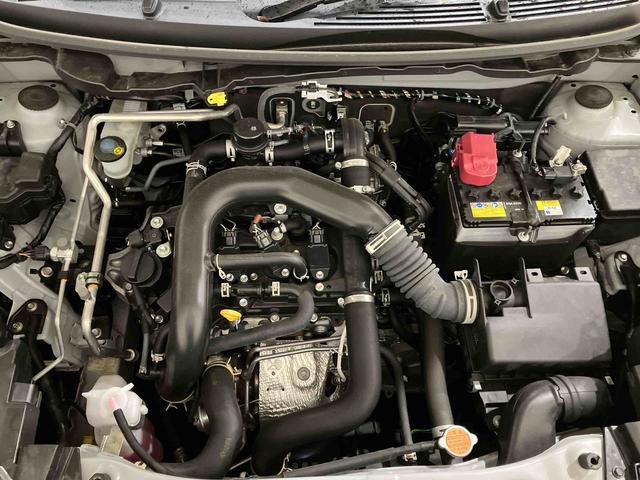 ロッキープレミアムＧ（車内　消臭・抗菌　処理済）　衝突被害軽減システム　４ＷＤ　アダプティブクルーズコントロール　ナビ　バックカメラ　アルミホイール　キーフリーシステム（新潟県）の中古車