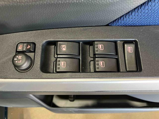 トールカスタムG リミテッドII SAIII(車内 消臭・抗菌 処理済) 衝突被害軽減システム 両側パワースライドドア クルーズコントロール ナビ パノラマモニター アルミホイール キーフリーシステム(新潟県)の中古車