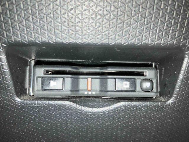 タントカスタムＸスタイルセレクション（車内　消臭・抗菌　処理済）　衝突被害軽減システム　４ＷＤ　両側パワースライドドア　ナビ　バックカメラ　アルミホイール　キーフリーシステム（新潟県）の中古車