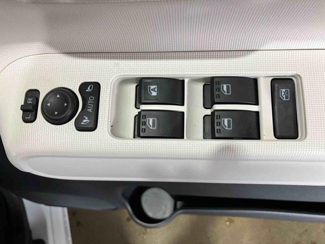 ムーヴキャンバスストライプスＧ（車内　消臭・抗菌　処理済）　衝突被害軽減システム　４ＷＤ　両側パワースライドドア　バックカメラ　キーフリーシステム（新潟県）の中古車