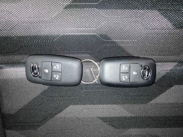 タントファンクロス（車内　消臭・抗菌　処理済）　衝突被害軽減システム　４ＷＤ　両側パワースライドドア　バックカメラ　アルミホイール　キーフリーシステム（新潟県）の中古車