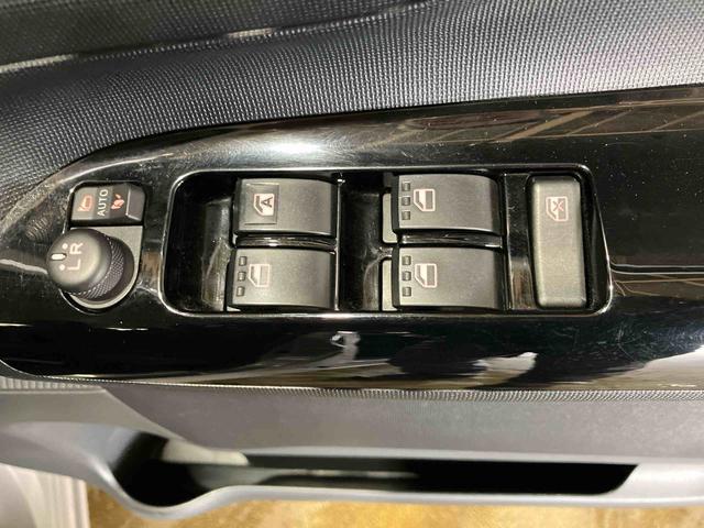 ムーヴキャンバスＸリミテッドメイクアップ　ＳＡIII（車内　消臭・抗菌　処理済）　衝突被害軽減システム　両側パワースライドドア　ナビ　パノラマモニター　アルミホイール　キーフリーシステム（新潟県）の中古車