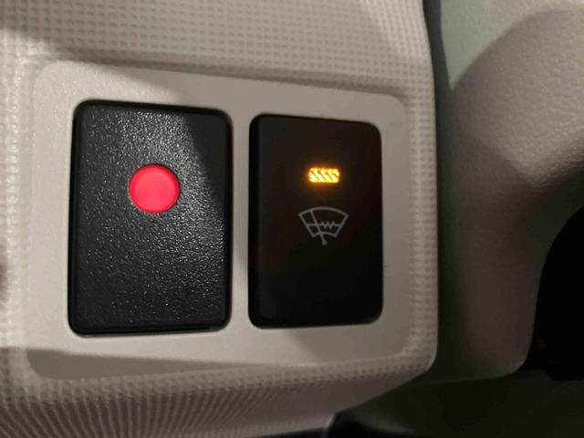 ムーヴキャンバスＧメイクアップリミテッド　ＳＡIII（車内　消臭・抗菌　処理済）　衝突被害軽減システム　４ＷＤ　両側パワースライドドア　ナビ　パノラマモニター　キーフリーシステム（新潟県）の中古車