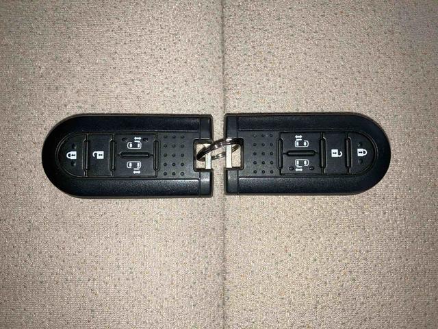 ムーヴキャンバスＧメイクアップリミテッド　ＳＡIII（車内　消臭・抗菌　処理済）　衝突被害軽減システム　４ＷＤ　両側パワースライドドア　ナビ　パノラマモニター　キーフリーシステム（新潟県）の中古車