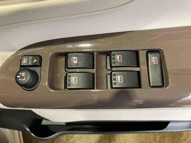 ムーヴキャンバスGホワイトアクセントVS SAIII(車内 消臭・抗菌 処理済) 衝突被害軽減システム 4WD 両側パワースライドドア ナビ パノラマモニター キーフリーシステム(新潟県)の中古車