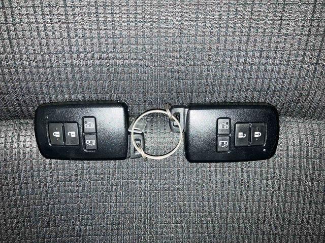 シエンタファンベースG(車内 消臭・抗菌 処理済) 衝突被害軽減システム ナビ スマートキー(新潟県)の中古車