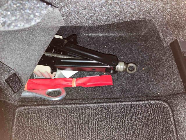 ロッキーＧ（車内　消臭・抗菌　処理済）　衝突被害軽減システム　４ＷＤ　アダプティブクルーズコントロール　ディスプレイオーディオ　バックカメラ　アルミホイール　キーフリーシステム（新潟県）の中古車