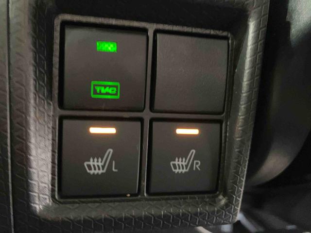 タントカスタムＸ（車内　消臭・抗菌　処理済）　衝突被害軽減システム　４ＷＤ　両側パワースライドドア　ナビ　バックカメラ　アルミホイール　キーフリーシステム（新潟県）の中古車