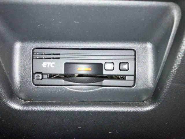 タントカスタムＸ　トップエディションＳＡIII（車内　消臭・抗菌　処理済）　衝突被害軽減システム　片側パワースライドドア　ナビ　バックカメラ　アルミホイール　キーフリーシステム（新潟県）の中古車