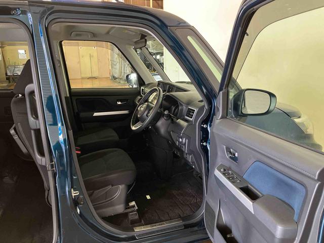 トールカスタムＧ　ターボ（車内　消臭・抗菌　処理済）　衝突被害軽減システム　両側パワースライドドア　両側パワースライドドア　ナビ　バックカメラ　アルミホイール　キーフリーシステム（新潟県）の中古車