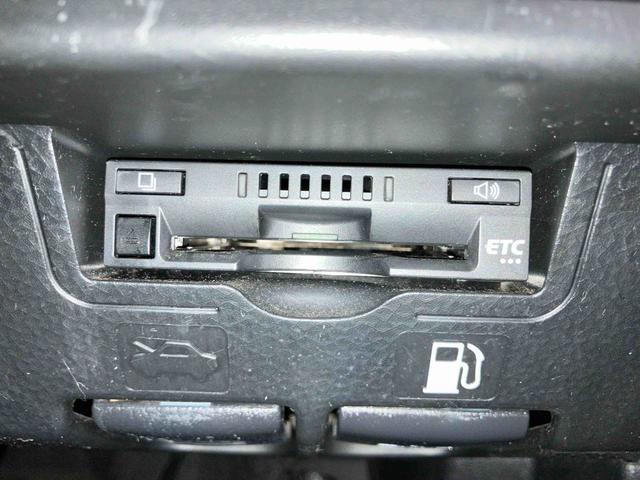 トールカスタムＧ　ターボ（車内　消臭・抗菌　処理済）　衝突被害軽減システム　両側パワースライドドア　両側パワースライドドア　ナビ　バックカメラ　アルミホイール　キーフリーシステム（新潟県）の中古車