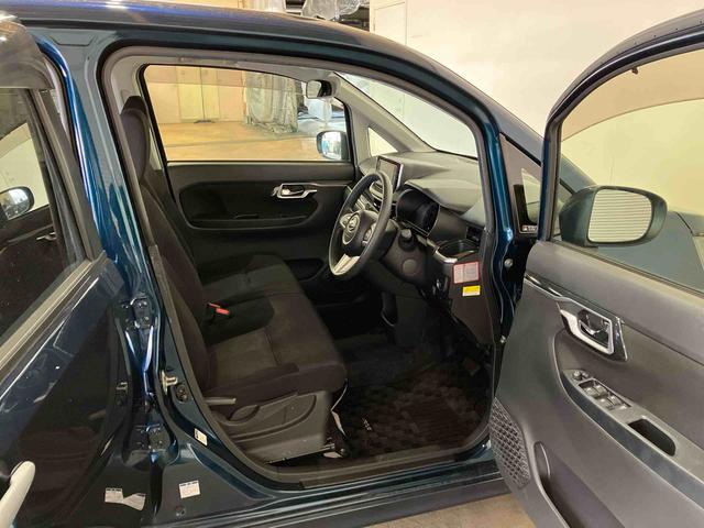 ムーヴカスタム　ＸリミテッドII　ＳＡIII（車内　消臭・抗菌　処理済）　衝突被害軽減システム　４ＷＤ　ナビ　パノラマモニター　アルミホイール　キーフリーシステム（新潟県）の中古車