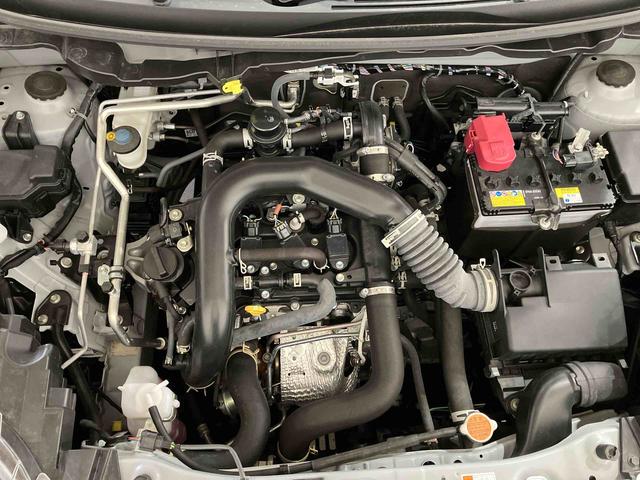 ロッキープレミアムＧ（車内　消臭・抗菌　処理済）　衝突被害軽減システム　４ＷＤ　アダプティブクルーズコントロール　ナビ　パノラマモニター　アルミホイール　キーフリーシステム（新潟県）の中古車