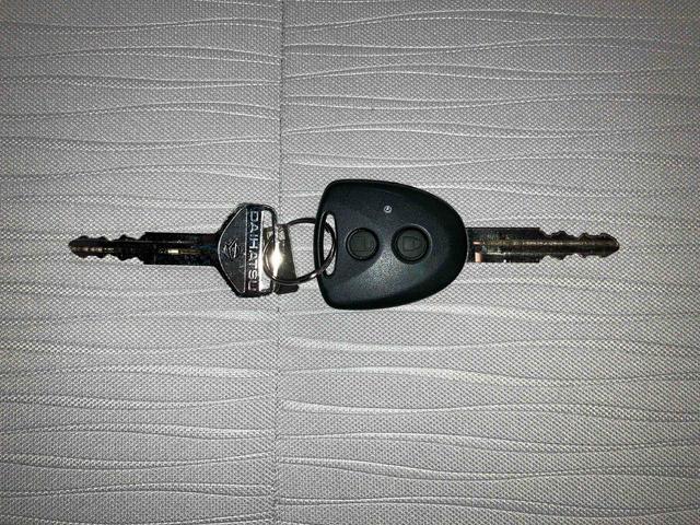 ミライースＸ　ＳＡIII（車内　消臭・抗菌　処理済）　衝突被害軽減システム　４ＷＤ　キーレスエントリー（新潟県）の中古車