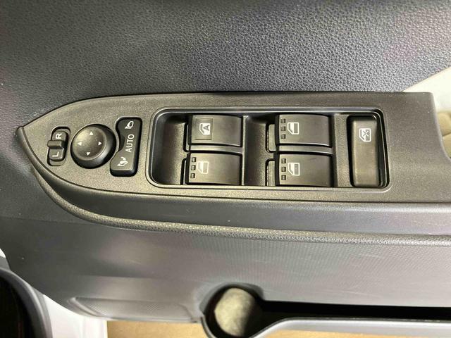 タントＸ（車内　消臭・抗菌　処理済）　衝突被害軽減システム　４ＷＤ　片側パワースライドドア　ナビ　パノラマモニター　キーフリーシステム（新潟県）の中古車