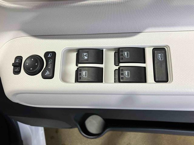 ムーヴキャンバスストライプスＧ（車内　消臭・抗菌　処理済）　衝突被害軽減システム　４ＷＤ　両側パワースライドドア　バックカメラ　キーフリーシステム（新潟県）の中古車