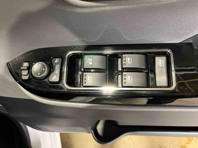 タントカスタムＸ（車内　消臭・抗菌　処理済）　衝突被害軽減システム　４ＷＤ　両側パワースライドドア　バックカメラ　アルミホイール　キーフリーシステム（新潟県）の中古車