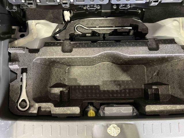 ムーヴキャンバスＧメイクアップＶＳ　ＳＡIII（車内　消臭・抗菌　処理済）　衝突被害軽減システム　両側パワースライドドア　ナビ　パノラマモニター　キーフリーシステム（新潟県）の中古車