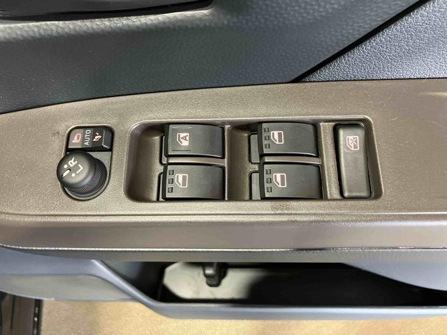 トールＧ（車内　消臭・抗菌　処理済）　衝突被害軽減システム　４ＷＤ　両側パワースライドドア　バックカメラ　キーフリーシステム（新潟県）の中古車