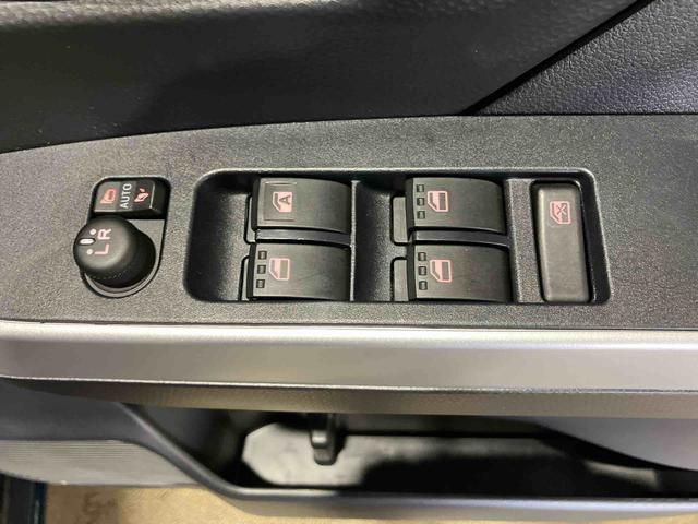 トールＧ　リミテッドII　ＳＡIII（車内　消臭・抗菌　処理済）　衝突被害軽減システム　両側パワースライドドア　ナビ　パノラマモニター　アルミホイール　キーフリーシステム（新潟県）の中古車