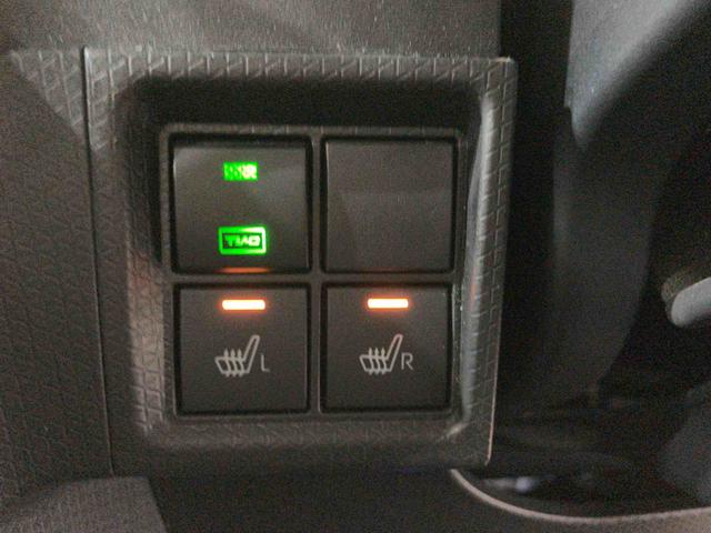 タントＸ（車内　消臭・抗菌　処理済）　衝突被害軽減システム　４ＷＤ　片側パワースライドドア　ナビ　バックカメラ　アルミホイール　キーフリーシステム（新潟県）の中古車