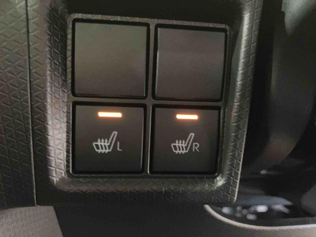 タントカスタムＸ（車内　消臭・抗菌　処理済）　衝突被害軽減システム　４ＷＤ　両側パワースライドドア　バックカメラ　アルミホイール　キーフリーシステム（新潟県）の中古車