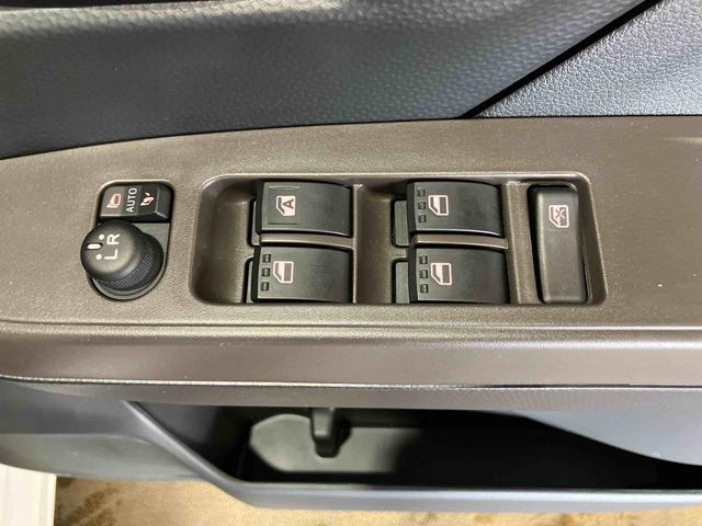 トールＧターボ（車内　消臭・抗菌　処理済）　衝突被害軽減システム　両側パワースライドドア　バックカメラ　キーフリーシステム（新潟県）の中古車