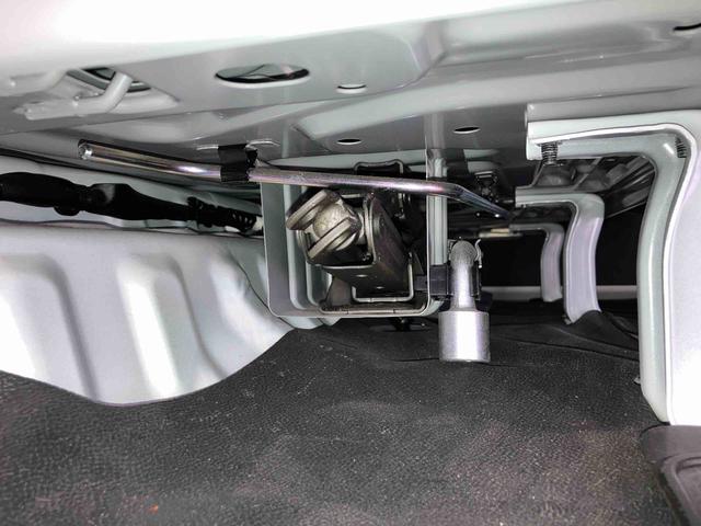 ハイゼットカーゴスペシャル(車内 消臭・抗菌 処理済) 4WD 5速マニュアル 両側スライドドア(新潟県)の中古車