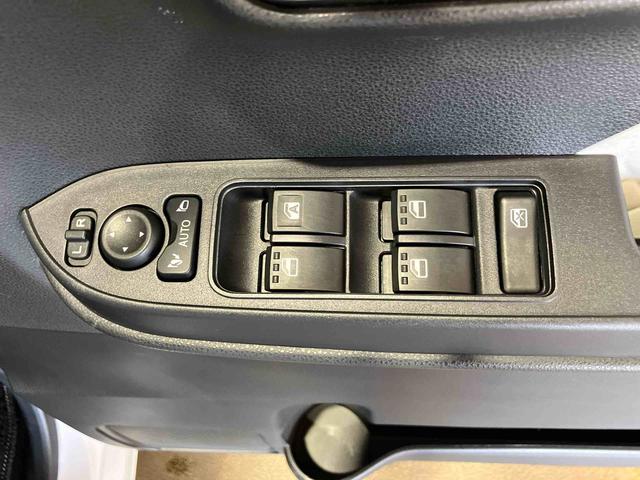 タントＸ（車内　消臭・抗菌　処理済）　衝突被害軽減システム　片側パワースライドドア　ナビ　バックカメラ　アルミホイール　　キーフリーシステム（新潟県）の中古車