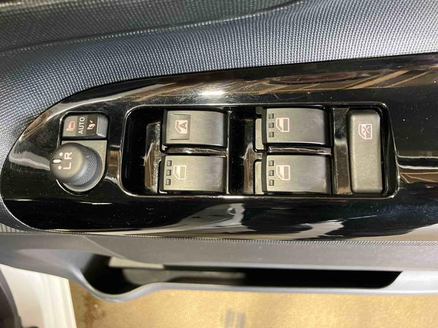 ムーヴキャンバスＧブラックインテリアリミテッド　ＳＡIII（車内　消臭・抗菌　処理済）　衝突被害軽減システム　両側パワースライドドア　ナビ　バックカメラ　キーフリーシステム（新潟県）の中古車